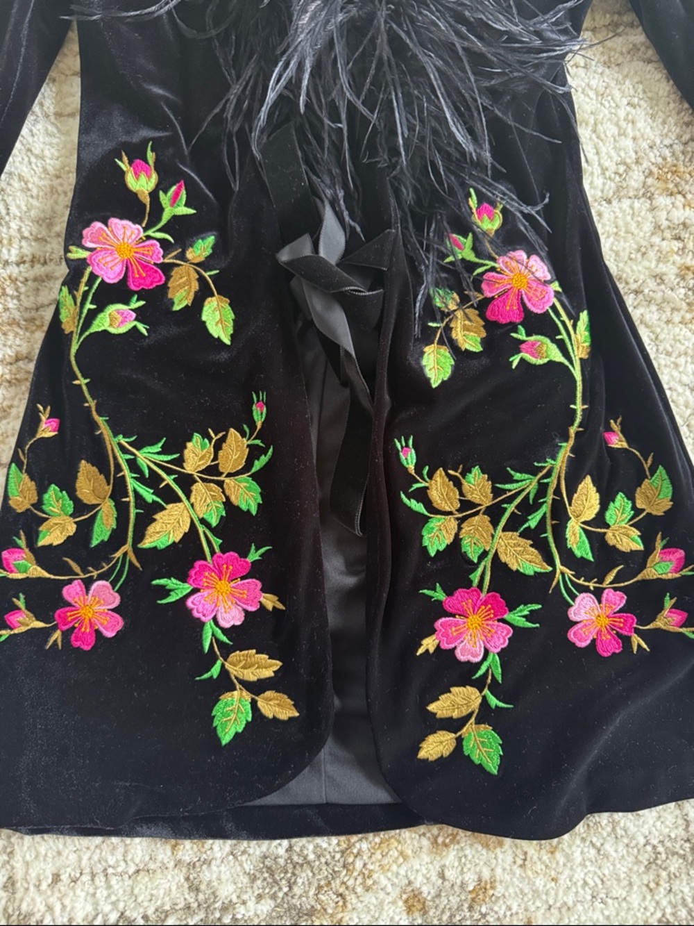 Betsey Johnson Vintage Velvet Floral Embroidered Jacket w/ Feather Trim Size S - Picture 3 of 7